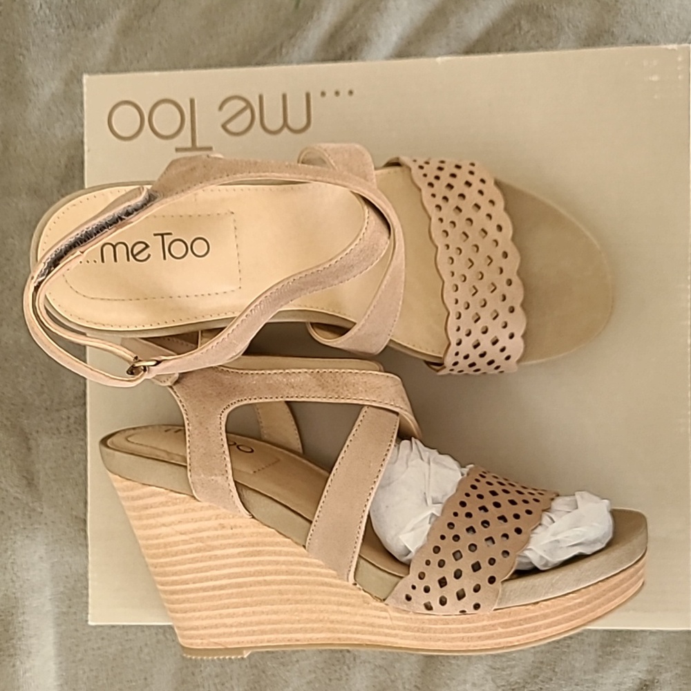 Me Too Alexa Platform Wedge Sandals 7.5 M Stone